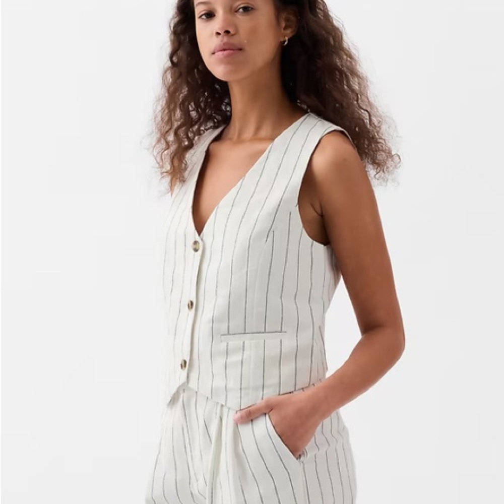 GAP Women's Cream Striped Vest Top